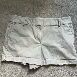 LOFT Women's Light Grey Riviera Shorts Size 12